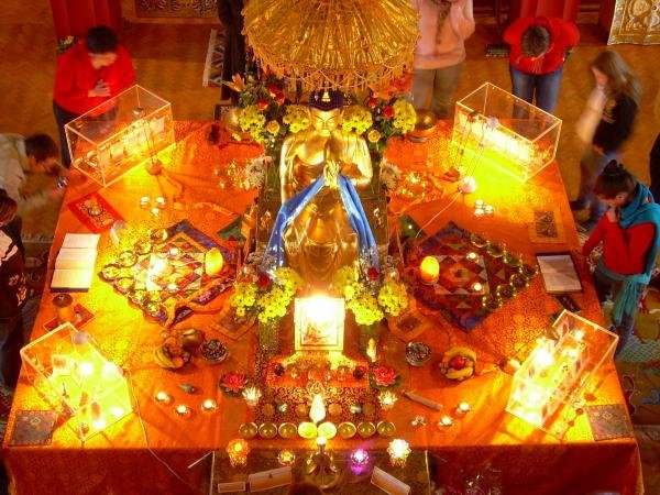 Public Exhibition of The Historical Buddha’s Relics